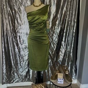 Signature by Sangria Green Asymmetrical Ruched Cocktail Dress